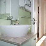 Otilia Appartement *